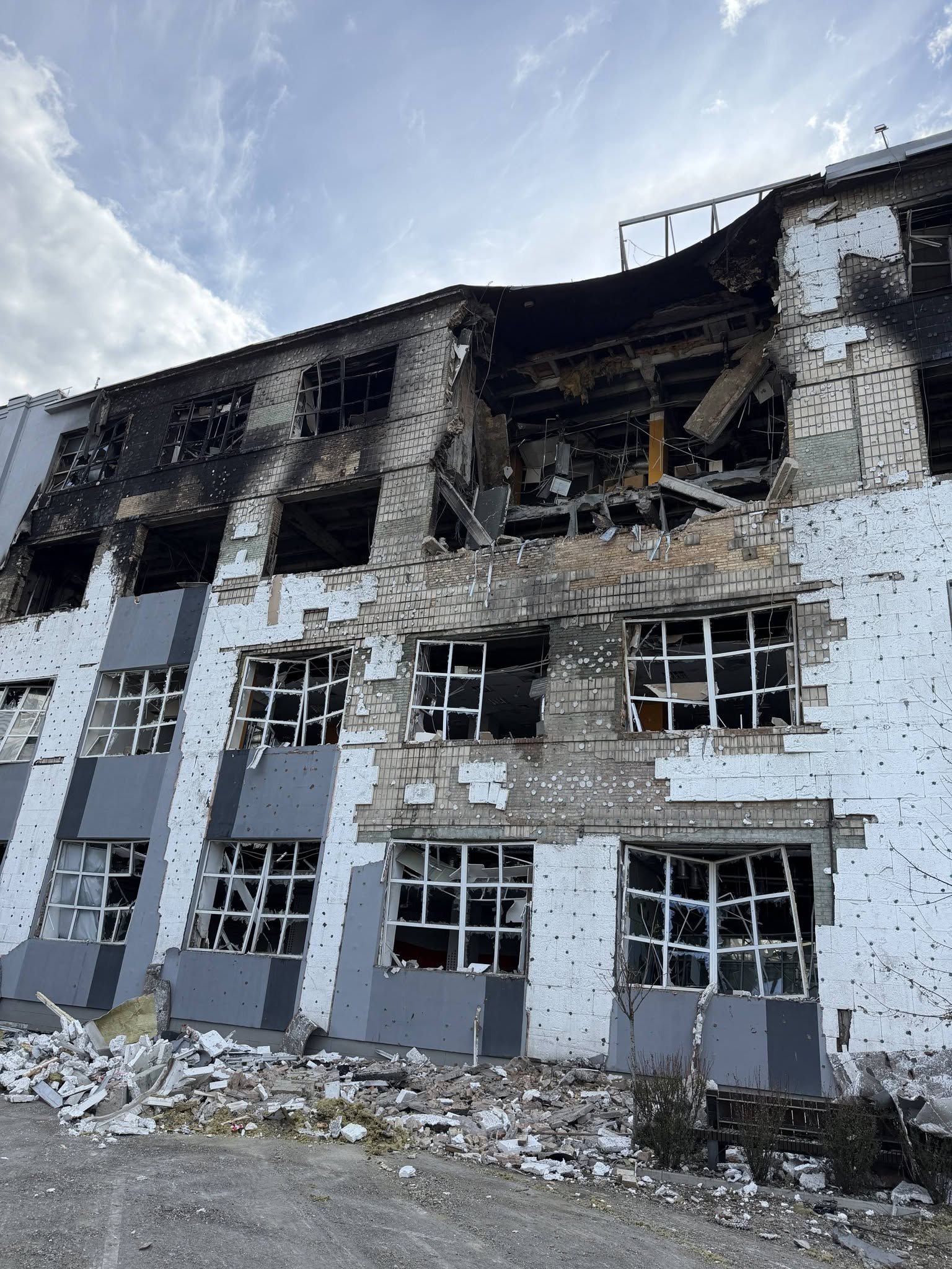 Cosmonova Data Center in Kyiv Ceases Operations Due to Russian Attack