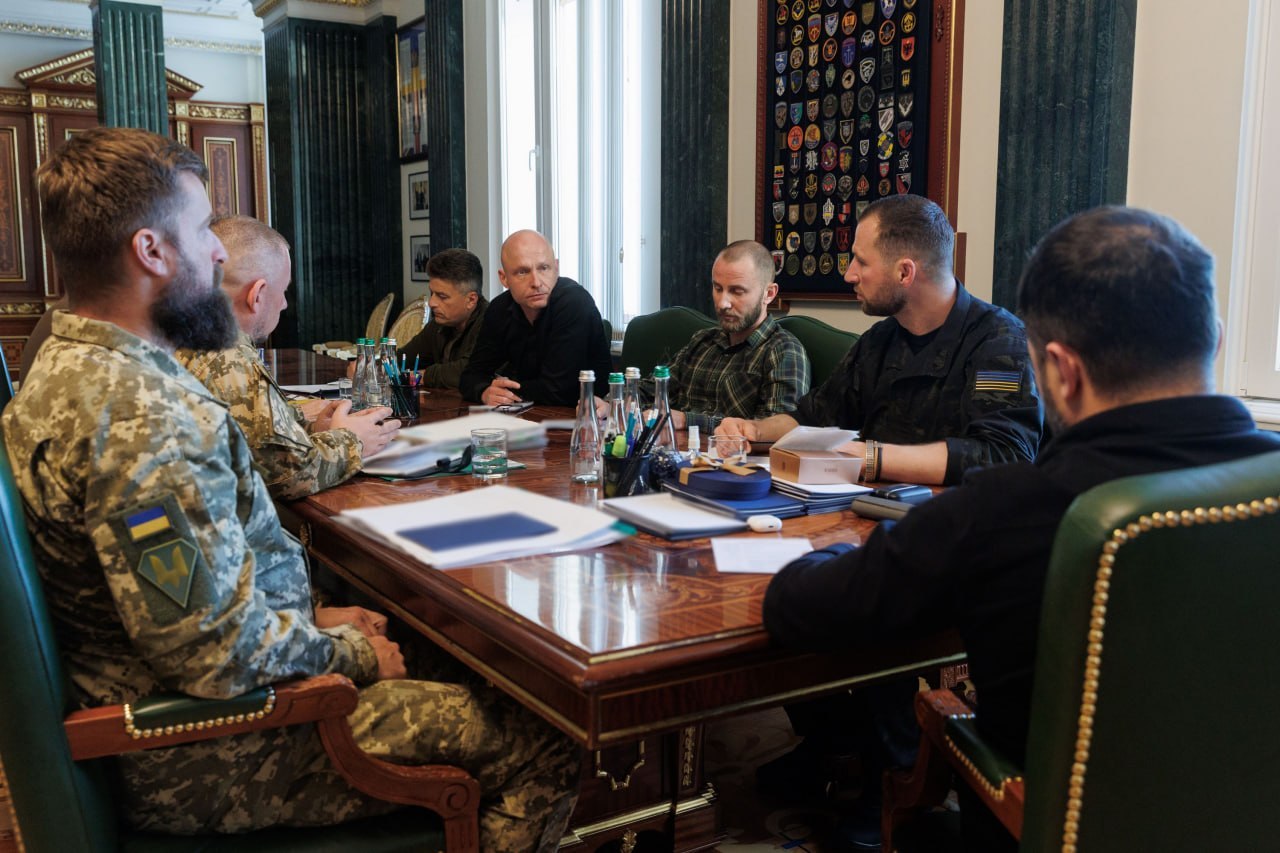 Ukraine Approves Long-Range Operations Plan for October and Strengthening of Air Defense