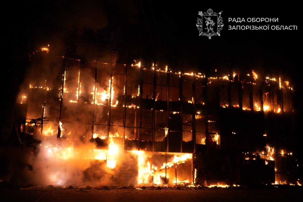 Russian Attack on Zaporizhzhia: One Injured, Buildings Damaged