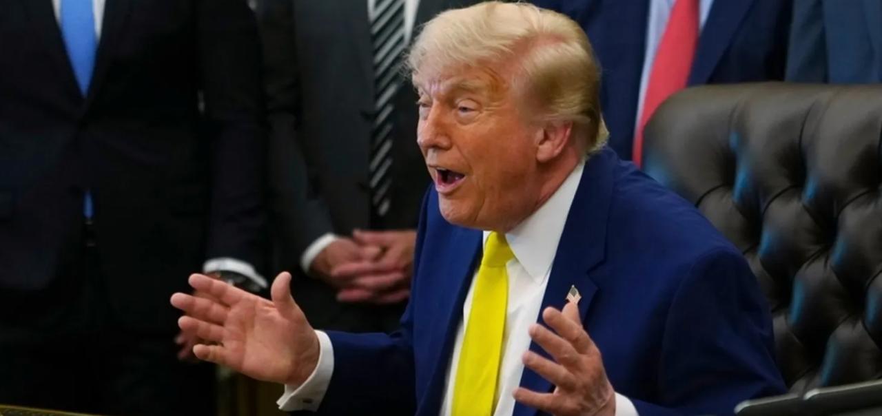 Trump promises $5,000 to every American if Republicans maintain majority