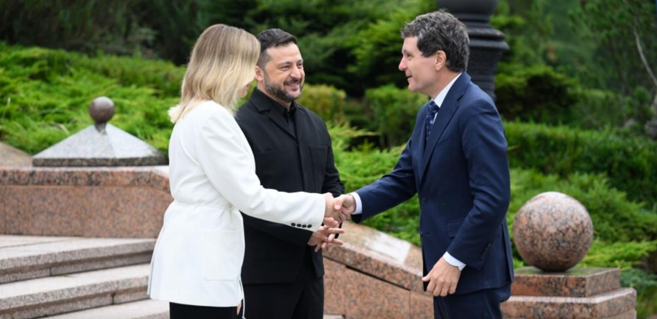 Romania is ready to share nuclear technologies with Ukraine, says president