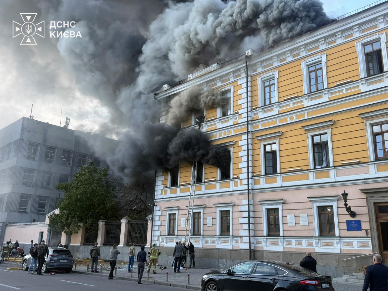 Ескалація конфлікту: Росія розгортає кампанію проти Києва